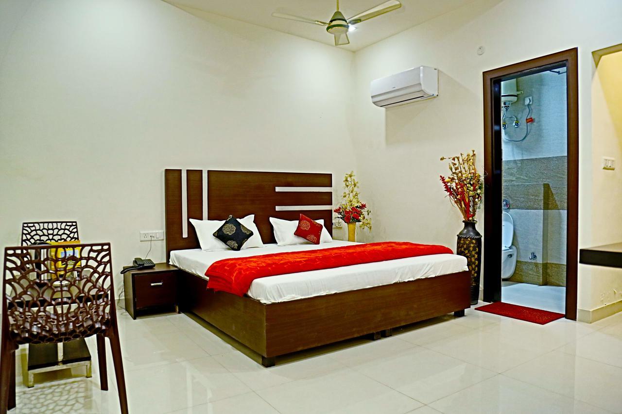 D C Vilas Agra  Exterior foto